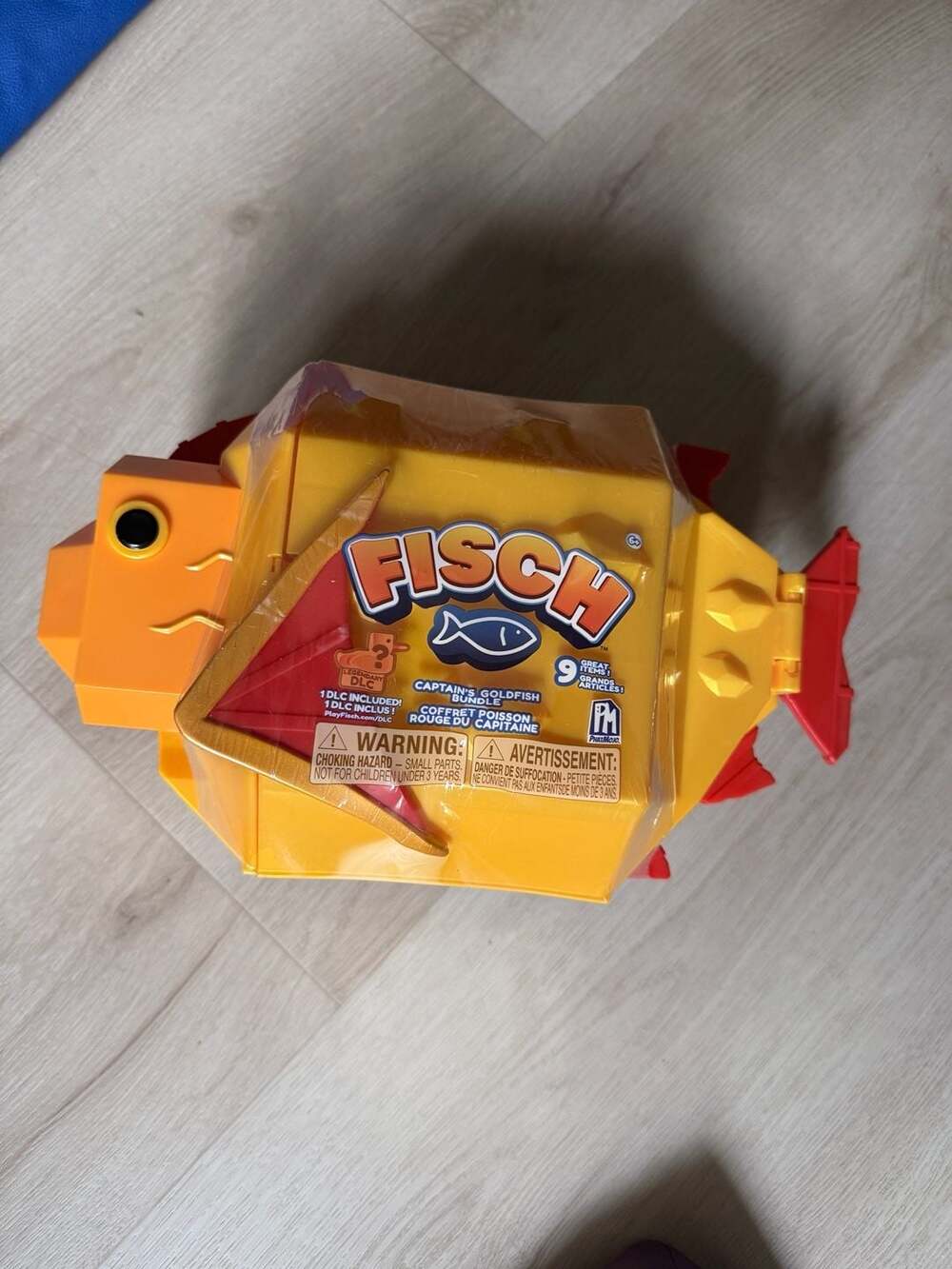 PhatMojo Fisch Captain's Goldfish Bundle Mystery Toy Figure Set New